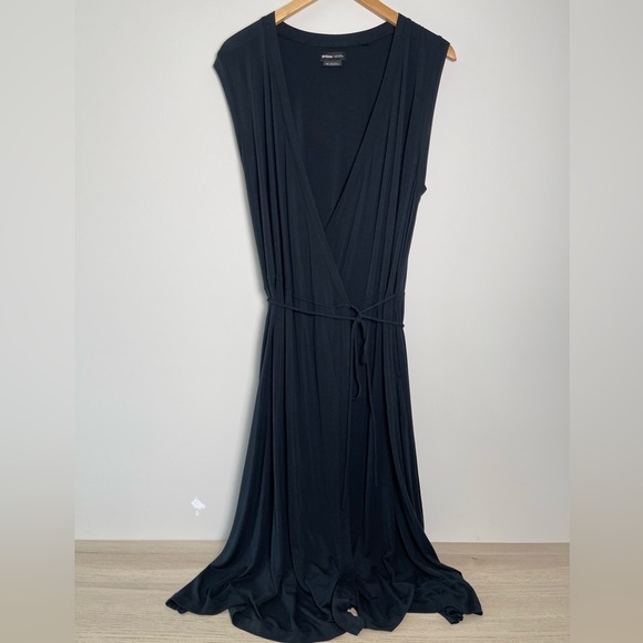 PrAna | Foundation Wrap Dress Black Comfort Athleisure - Picture 2 of 6